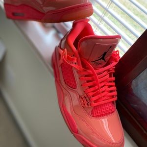 Jordan Retro 4s “HOT PUNCH”